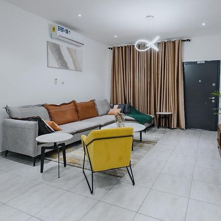 The Avery Apartments At Odomaa Place B, East Airport Accra Exterior photo
